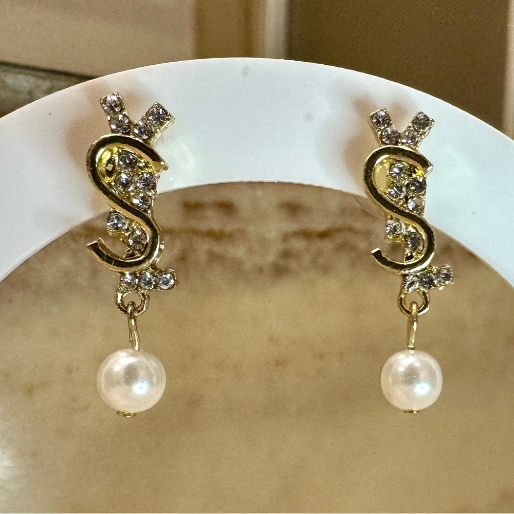 Letter Style Fashion Earrings